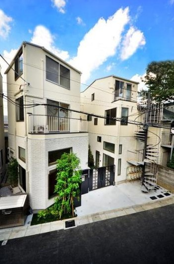 グランエッグス梅ヶ丘Ｗ