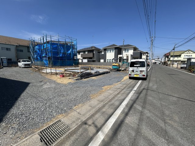 新築　前橋市日吉町4丁目　1号棟の前面道路含む現地写真|現地写真　東側接道幅員約8ｍ