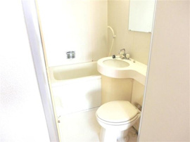 apartment 幡ヶ谷３丁目