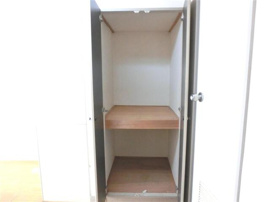 apartment 幡ヶ谷３丁目