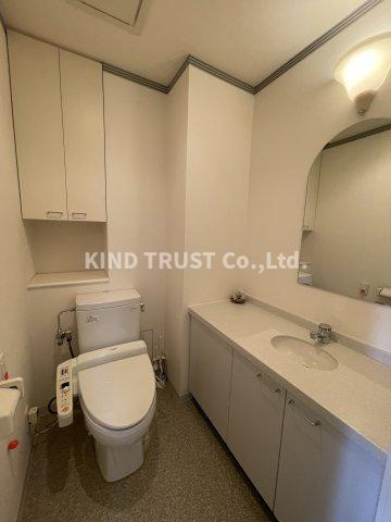 OAPレジデンスタワー西館のトイレ|コンパクトで使いやすいトイレです