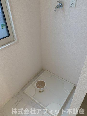 【その他】 | ウィット西深津　B棟 | 室内洗濯機置場