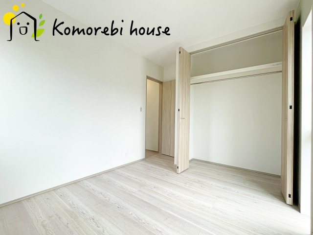 上尾市浅間台　新築一戸建て　タマタウン　02の寝室|使い勝手のいい寝室です