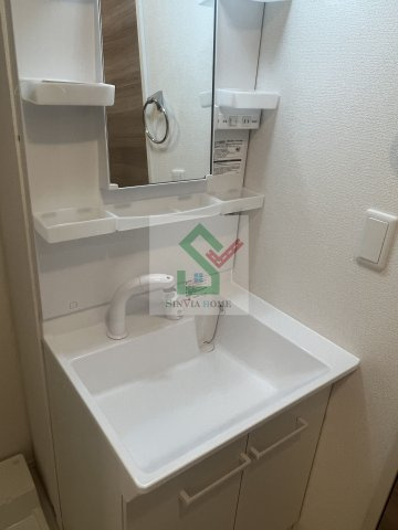 アヴァンス東大泉Aの独立洗面台