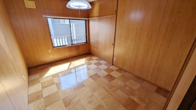 毘沙門台貸家の内装