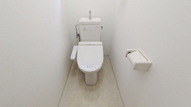 毘沙門台貸家のトイレ