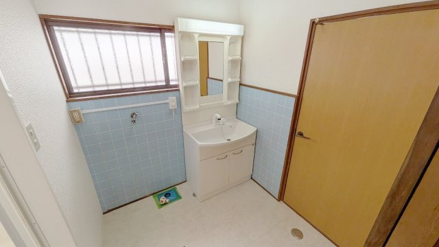 毘沙門台貸家の洗面所