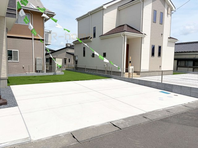 水戸市西原1丁目　新築戸建て　A号棟の駐車場|カースペースは2台お停めいただけます♪