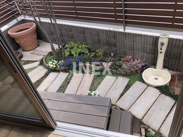 横浜市神奈川区西寺尾２丁目の一戸建ての庭