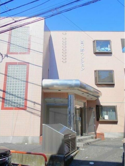 喜代寿マンションのエントランス