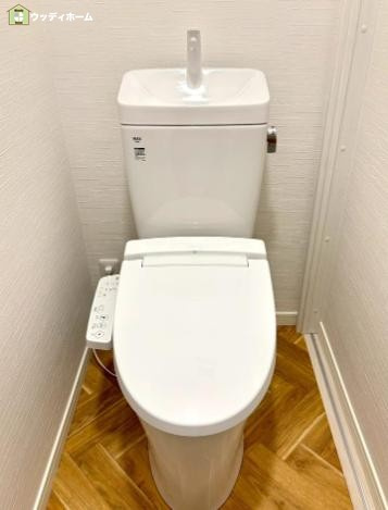 川口市末広3丁目　中古一戸建てのトイレ