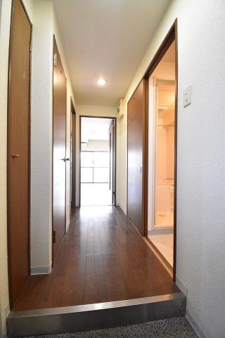 エミネンスパレスの玄関