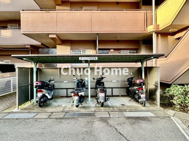 すまいる亀有7号棟の駐車場|【バイク置場】最新の空き状況や費用などの詳細は担当スタッフまでお問い合わせください。