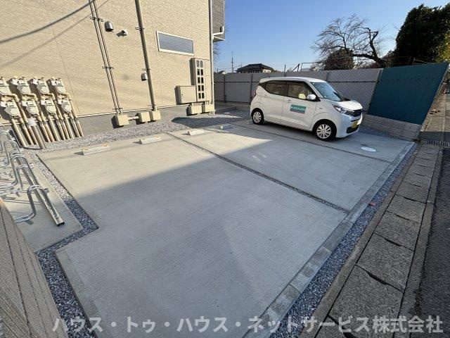 リーブルファイン柏高田の駐車場