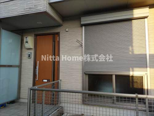 ローザ　レガーロのその他|シャッター・雨戸付きで防犯対策もできますね＊