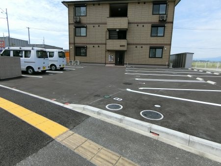 【駐車場】ＶＩＶＡＣＥ
