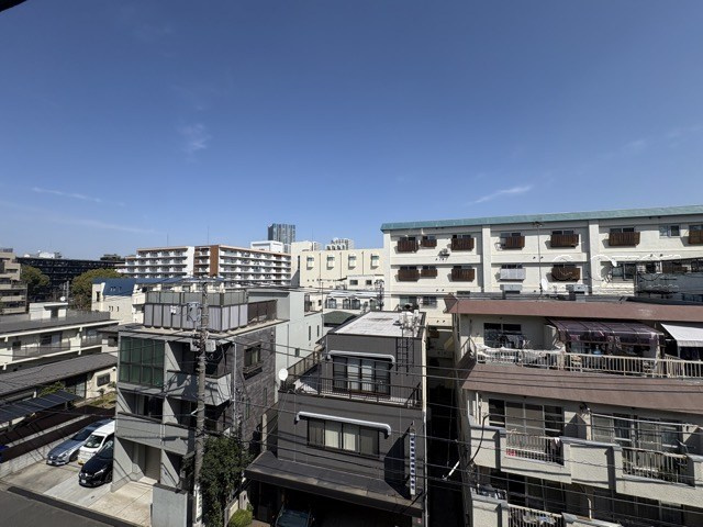 【展望】 | 大久保ハウス | バルコニーからの景色です～即日のご見学可能～　お問合せはお気軽にどうぞ。