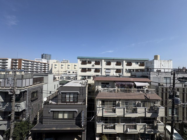 【展望】 | 大久保ハウス | バルコニーからの景色です～即日のご見学可能～　お問合せはお気軽にどうぞ。
