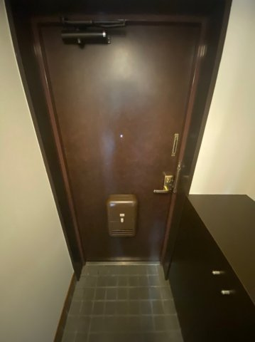 サンヨウハイネスの玄関