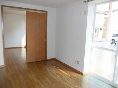 【居間・リビング】 | ＥＡＳＴＣＡＳＴＬＥ | 居間です