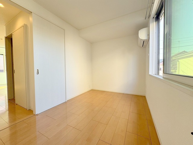 メゾン・ド・ボヌールの寝室|★明るいフローリングのお部屋です★