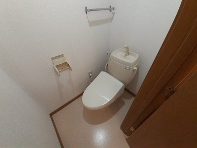 【トイレ】 | メゾンドーレⅢ | シンプルで使いやすいトイレです