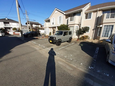【駐車場】 | メゾンドーレⅢ | 駐車場完備です