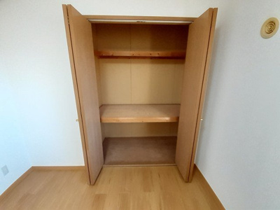 【収納】 | メゾンドーレⅢ | 大きなものも収納できそうです