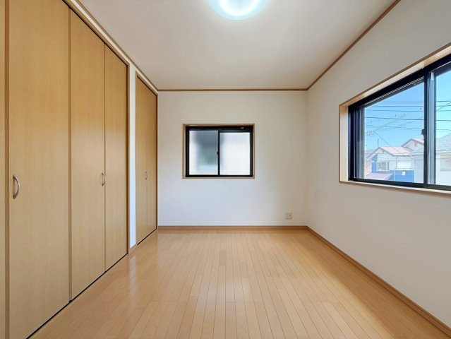 和泉市箕形町5丁目　中古戸建の洋室