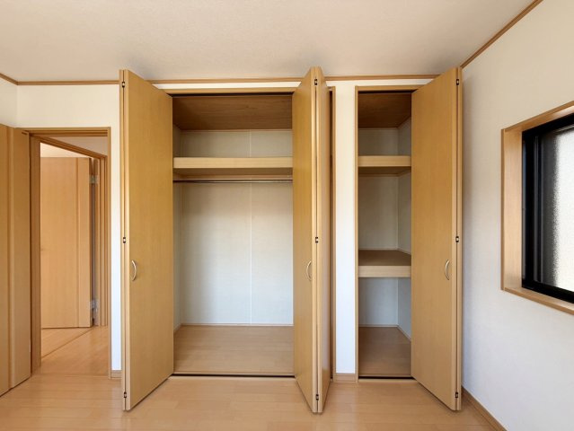 和泉市箕形町5丁目　中古戸建の収納