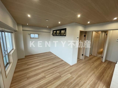 【居間・リビング】 | 洗足池マンション | ゆったりとした居間です