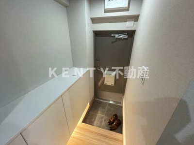 【玄関】 | 洗足池マンション | 明るい玄関です