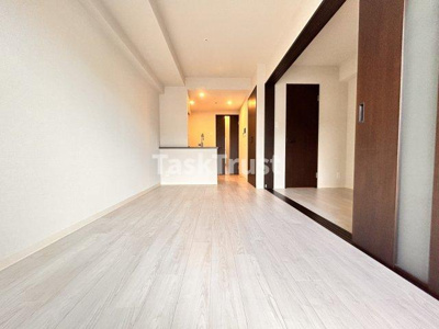 【居間・リビング】 | サムティ京橋Clear | ※反転タイプになります