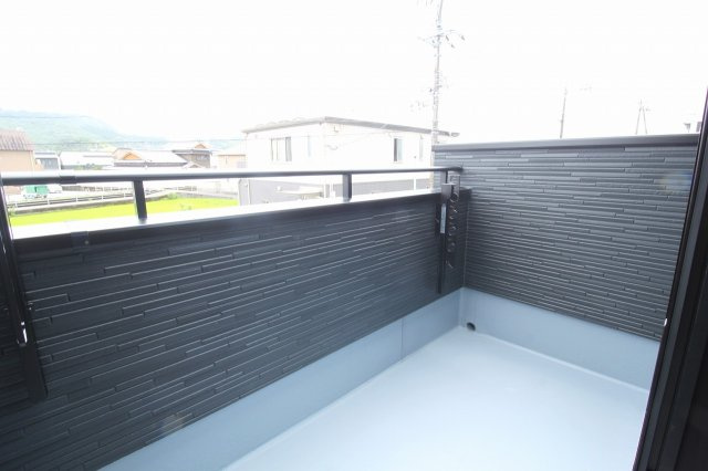 鴨部２丁目　新築戸建　1号棟（全2区画）のバルコニー|2F　南西の部屋　7.5帖
