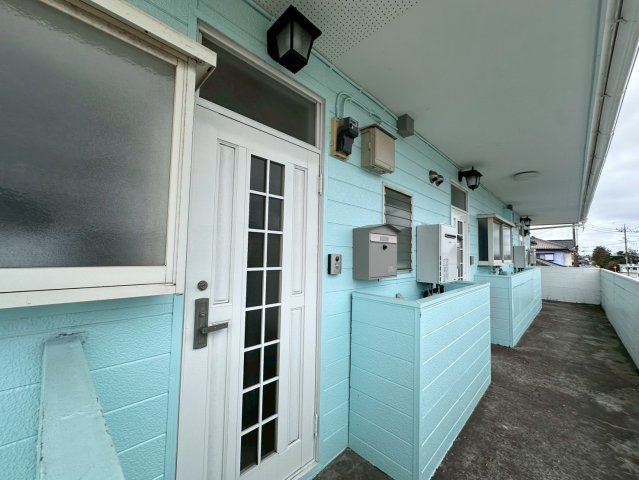 神栖市一棟アパートのバルコニー