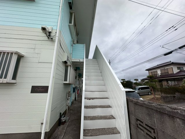 神栖市一棟アパートのバルコニー