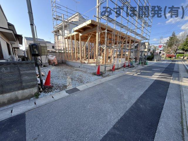 天童市東久野本2丁目3-31の前面道路含む現地写真
