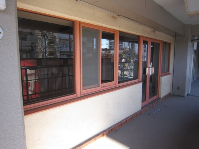 サンライトマンションさつき202号店舗