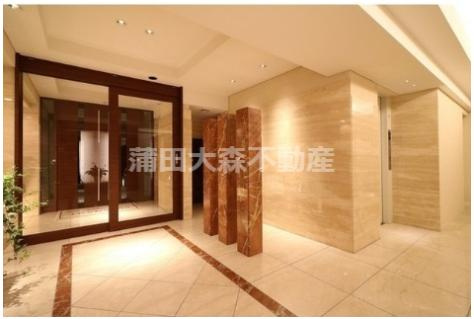 CHARMANT LUMIEREシャルマンリュミエールのエントランス