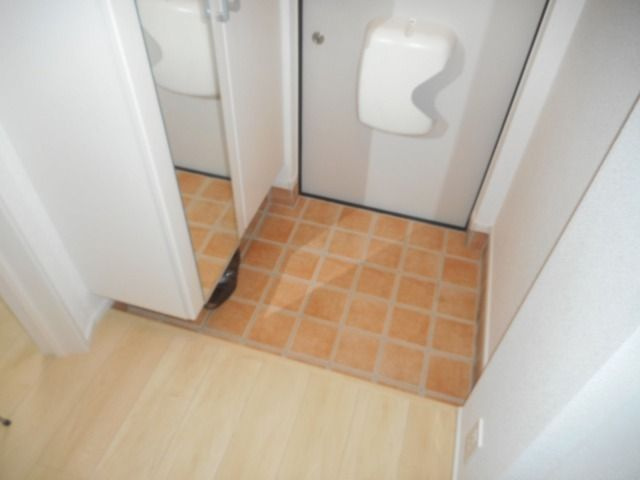 フラット　エイトⅡの玄関