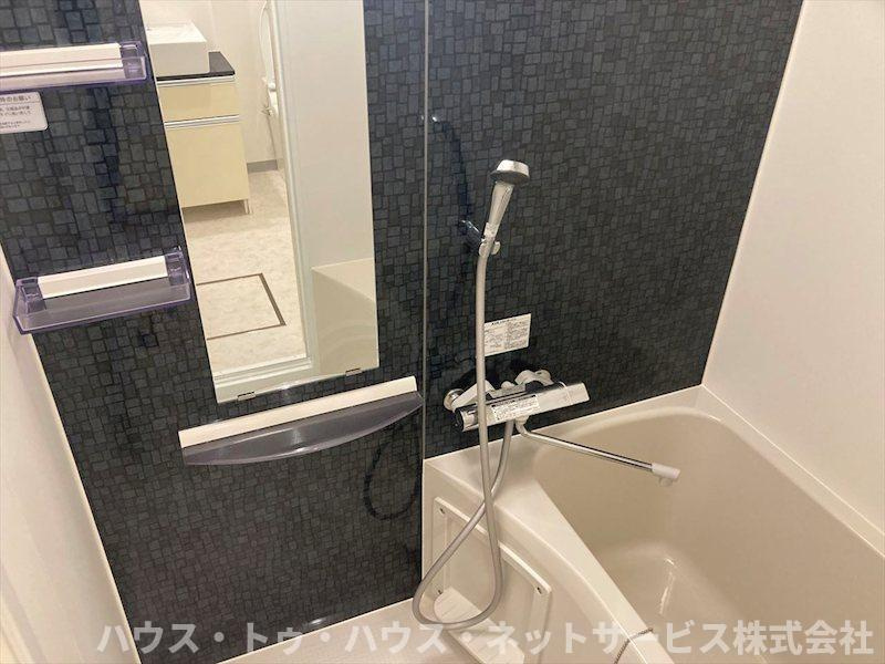 ベルメント平賀の浴室