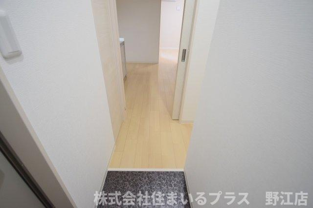 コンフォート菊水通の玄関