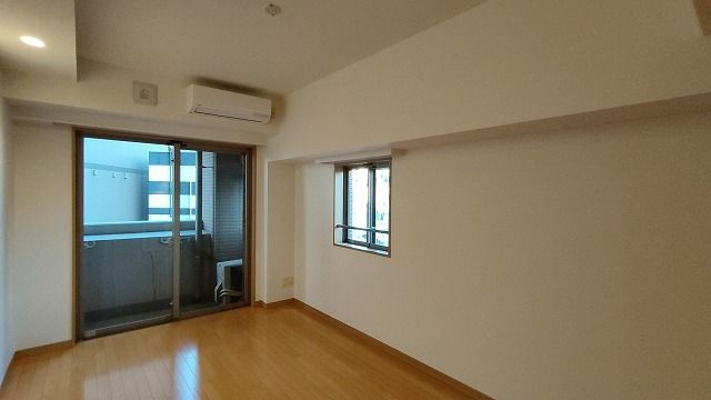 パレステュディオ池袋駅前の居間・リビング