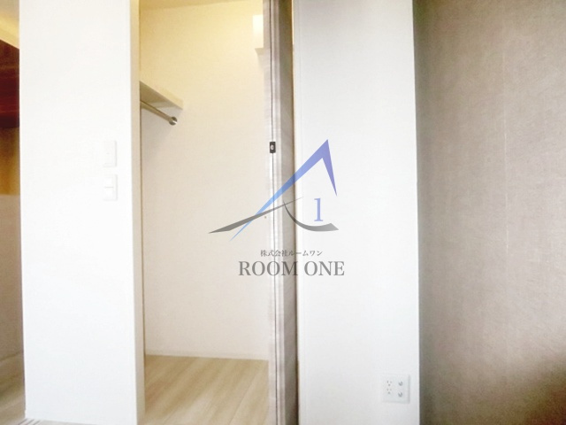 アンジュール南六郷の収納|ウォークインクローゼットです。