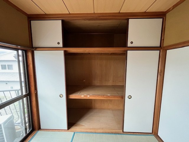桜井町1丁目貸家の収納