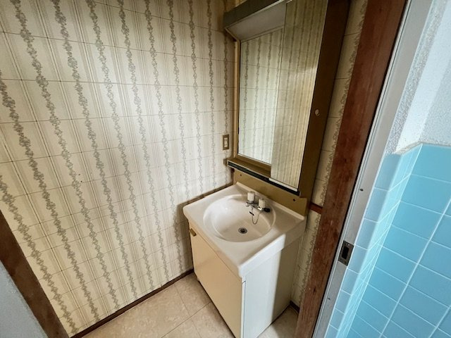 桜井町1丁目貸家の独立洗面台