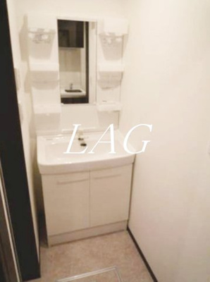 【洗面所】 | グランノーブル鶴見 | 独立洗面台（同一仕様）です。