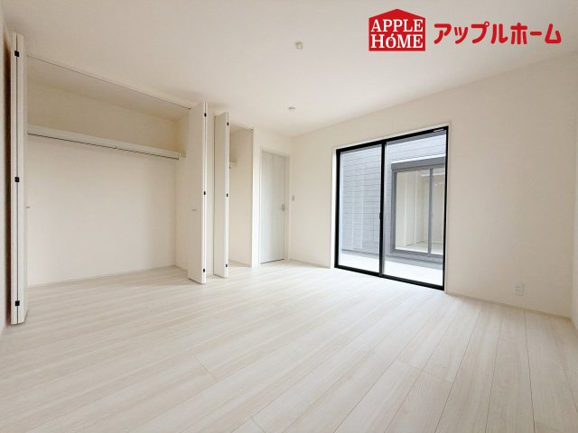 [新築住宅] 深谷市田中 第3 全3棟の洋室|居室は全室収納あり！たっぷりある収納活用でお部屋もキレイを保てます♪