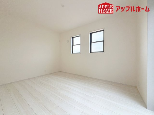 [新築住宅] 深谷市田中 第3 全3棟の洋室|居室は全室収納あり！たっぷりある収納活用でお部屋もキレイを保てます♪