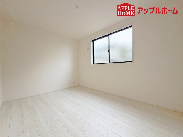 [新築住宅] 深谷市田中 第3 全3棟の洋室|居室は全室収納あり！たっぷりある収納活用でお部屋もキレイを保てます♪